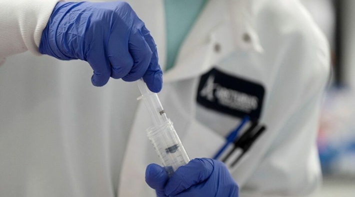 Fransız doktorlardan skandal ifadeler: 'Koronavirüs aşı ve ilaçları Afrika'da denensin'