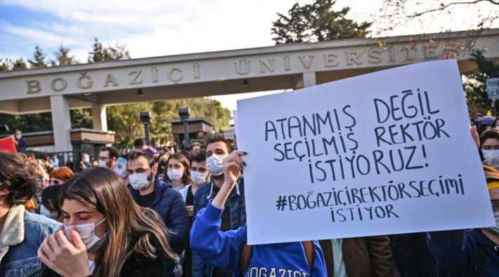 Galatasaray Üniversitesi akademisyenlerinden Boğaziçi direnişi açıklaması: 'Özerk üniversite mücadelelerinde öğrencilerin ve meslektaşlarımızın yanındayız'