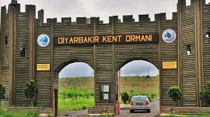 Garo Paylan: Diyarbakır'da 'Kent Ormanı' yapılaşmaya açılıyor