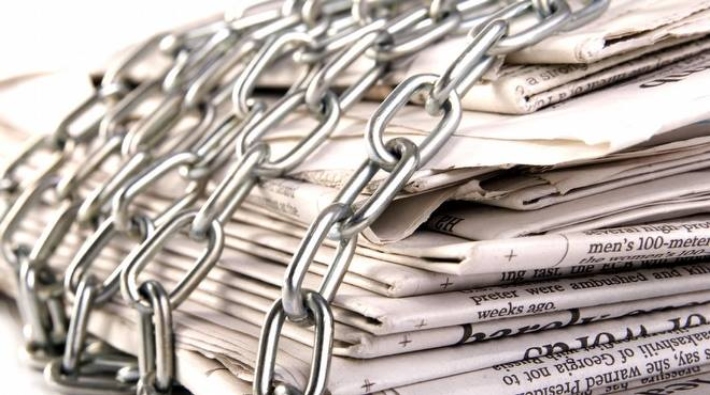 Gazeteciliğin kasım bilançosu: 4 tutuklama, 11 gözaltı, 2 saldırı, 80 yıl hapis!