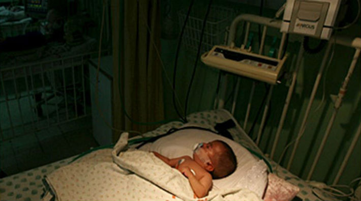 Gazze'deki hastanelerde ameliyatlar durdu