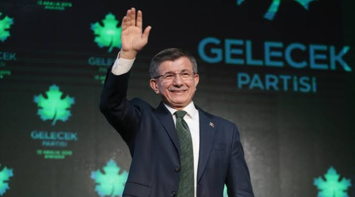 Gelecek Partisi'nin genel başkanı Ahmet Davutoğlu oldu