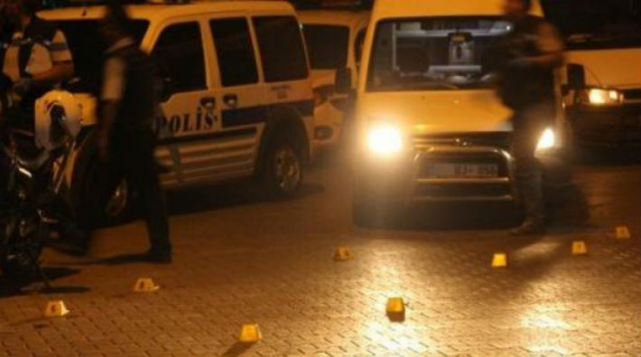 Gemlik'te adliyede silahlı saldırı: 1 polis ve 1 avukat hayatını kaybetti