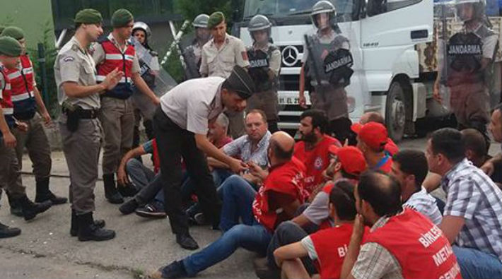 Düzce'de işçilere 'grev gözaltısı'