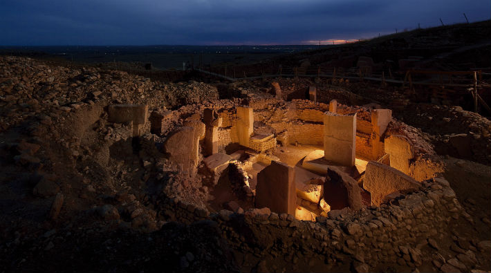 Dünya'nın ilk tapınağı Göbeklitepe hedef gösterildi