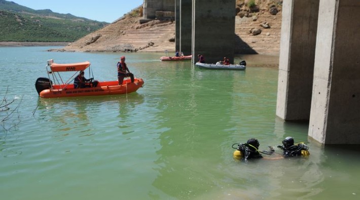 Gülistan Doku'yu su altında arama çalışmaları 215. günde tekrar başlatıldı