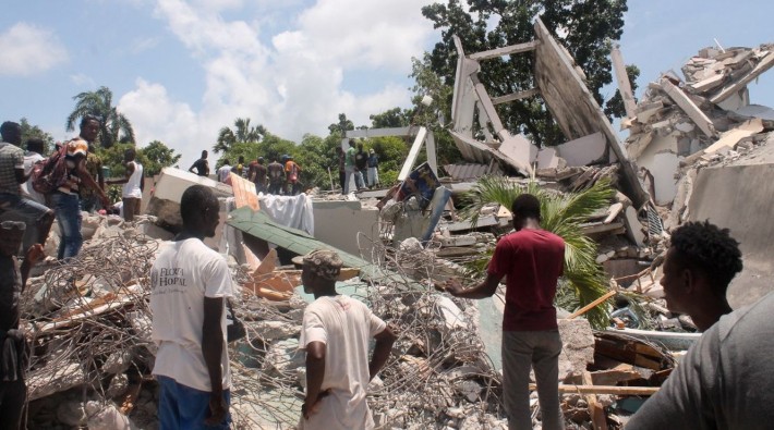 Haiti'deki depremde hayatını kaybedenlerin sayısı 2 bin 200'ü aştı