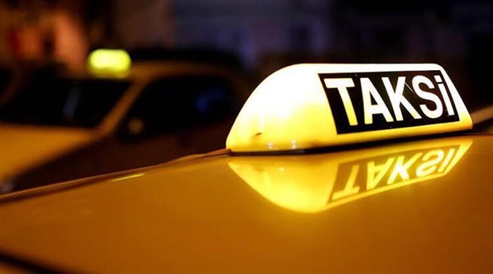 Hamile kadını taksiye almayıp hakaret eden şoför gözaltına alındı