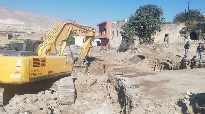 Binlerce yıllık hikaye bitmek üzere: Hasankeyf'in tarihi çarşısı yıkıldı
