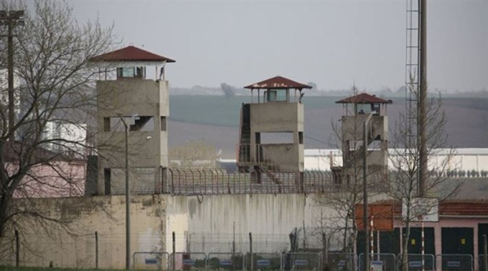 'Hasta tutuklu ve mahkumların sayısı gün geçtikçe artıyor'