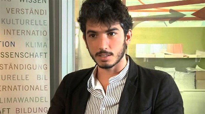 Hatay’da gözaltında tutulan İtalyan gazeteci açlık grevine başlıyor