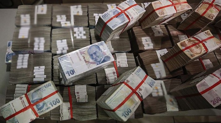 Hazine, haziranın ilk ihalelerinde 8,7 milyar lira borçlandı