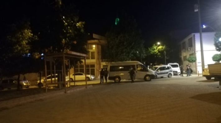 HDP Beşiri İlçe Örgütü'ne polis baskını: Eşbaşkanlar gözaltına alındı