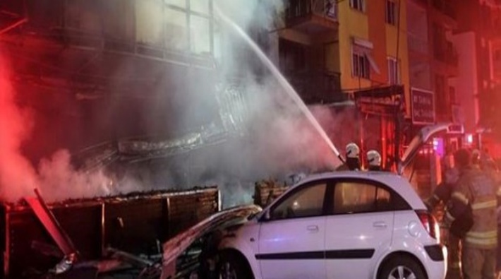 HDP İzmir İl Başkanlığı binasında yangın