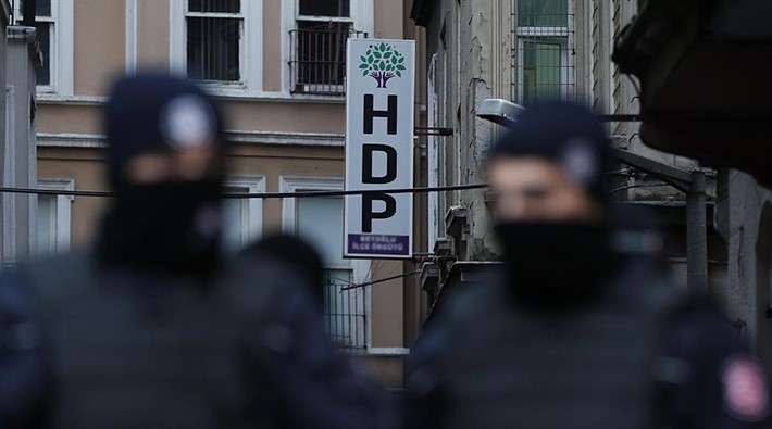 HDP ve DBP’ye polis baskınları devam ediyor