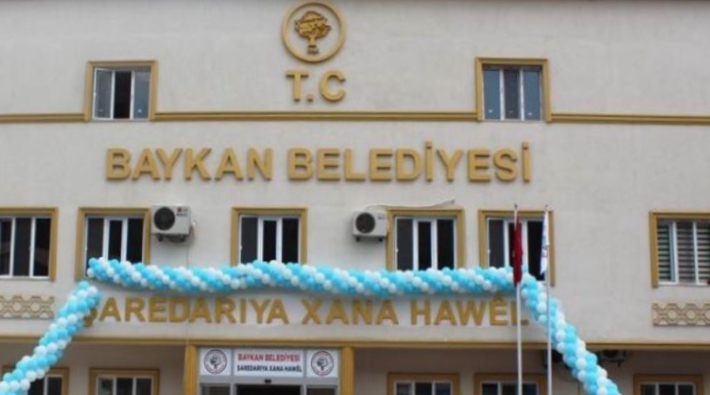 HDP'li belediyeye atanan kayyum 14 belediye işçisini işten çıkarttı
