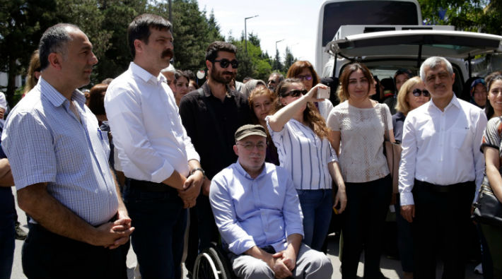 HDP milletvekili adaylarından Flormar işçilerine ziyaret