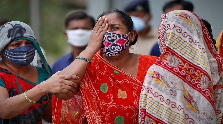 Hindistan'da binlerce kişide görüldü: Kara mantar için 'salgın ilanı' çağrısı!