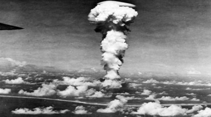 Hiroşima'da nükleer katliamın 74'üncü yıldönümü