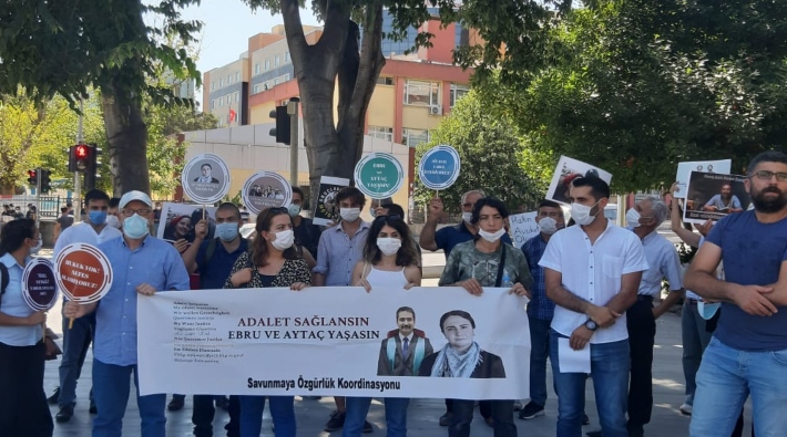 Basın emekçilerinden ölüm orucundaki avukatlar Ebru Timtik ile Aytaç Ünsal için basın açıklaması: 'Hükümet kör sağır tavrından derhal vazgeçmeli'
