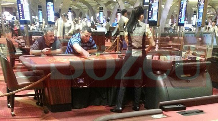 Binali Yıldırım'ın oğlu kumar masasında görüntülendi