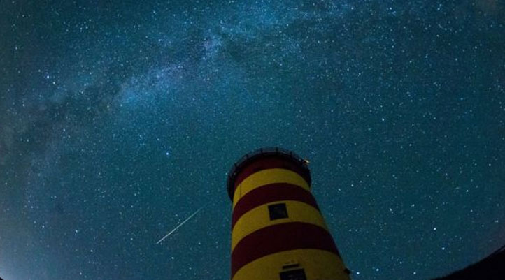 Bu gece meteor yağmurunun zirve yapması bekleniyor