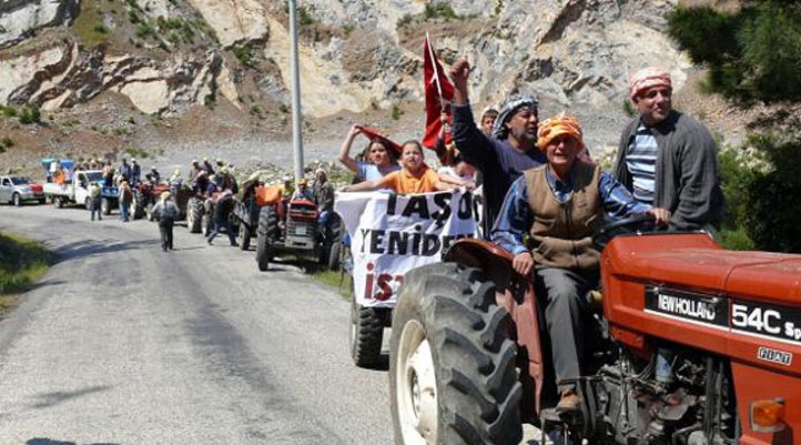 Urla'da köylüler kazandı: Taş ocağı kapanıyor