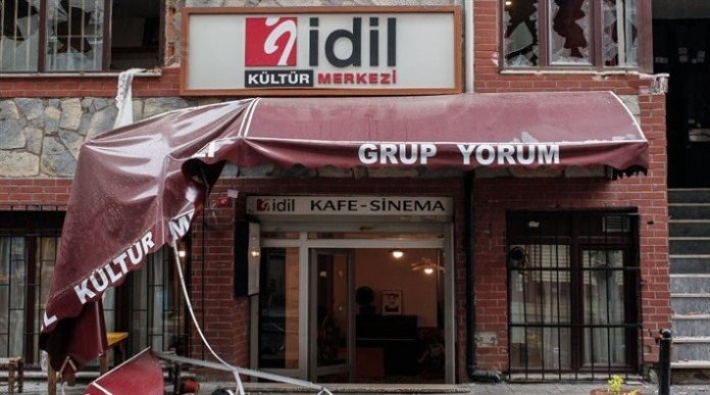 Polis, İdil Kültür Merkezi'ne baskın yaptı