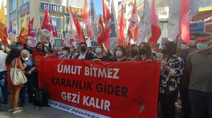 İzmir Emek ve Demokrasi Güçleri'nden Gezi Direnişi eylemi 
