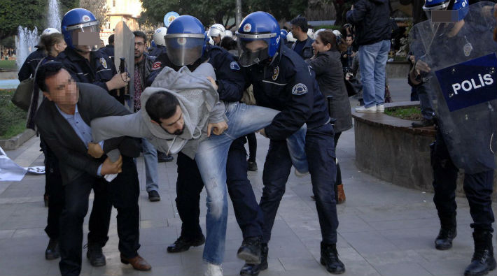 Adana'da Halkevleri eylemine polis saldırısı: 14 Gözaltı