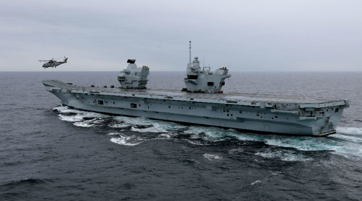 'İngiltere, Kore sularına savaş gemisi göndermeyi planlıyor'