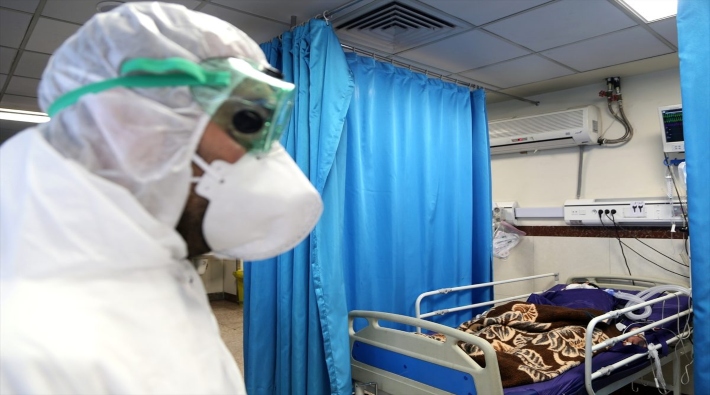 Türkiye'de son 24 saatte 65 kişi koronavirüs nedeniyle hayatını kaybetti