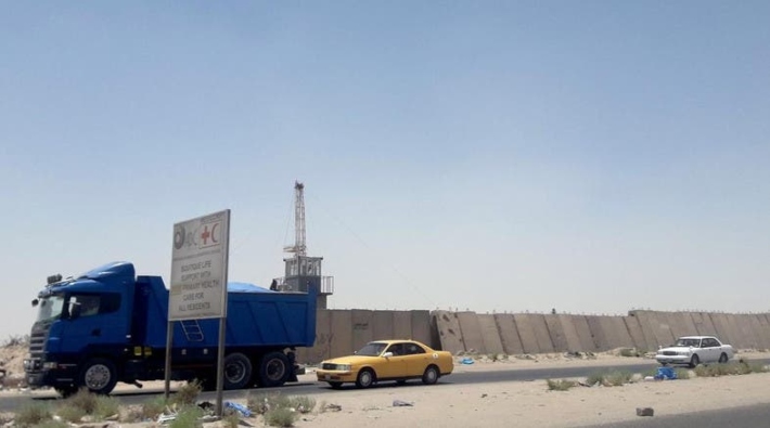 Irak'ta yabancı petrol şirketlerinin merkezlerinin bulunduğu bölgeye füzeli saldırı