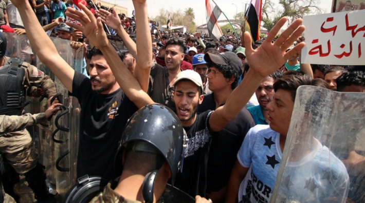 Irak'taki protestolarda hayatını kaybedenlerin sayısı 100'e yükseldi