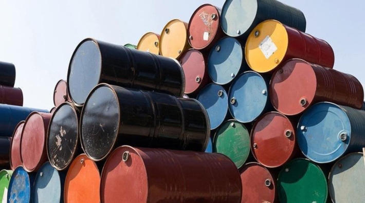 İran 2 milyon varil 'ucuz' petrol satacak