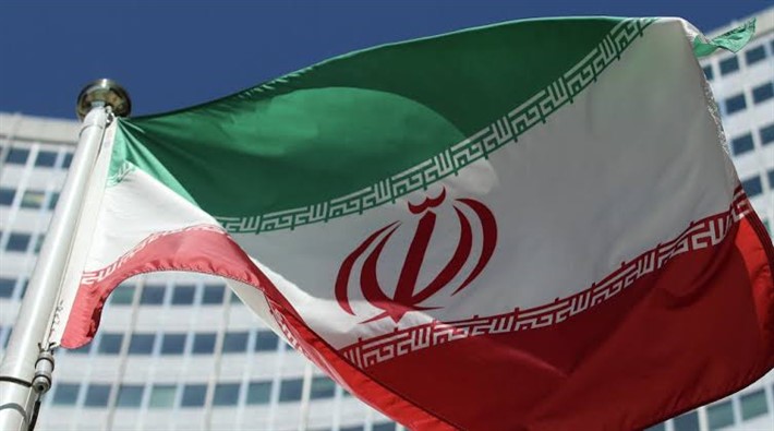 İran nükleer anlaşmadaki taahhütlerinin hiçbirine uymayacağını duyurdu