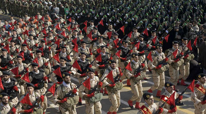 İran Savunma Bakanı: ABD ve siyonist cephe yenilgiyi tadacak