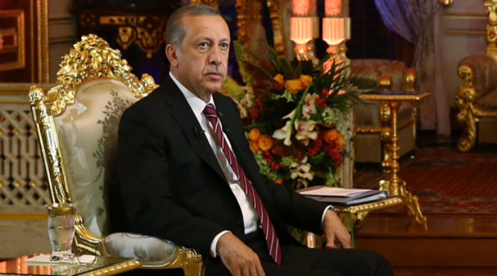 Erdoğan: Ustam geldi sırtıma vurdu unut dedi romanları, işçisin sen işçi kal giy dedi tulumları