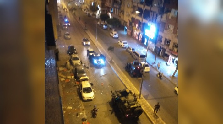 İskenderun'da cadde ortasında patlama: Bir polis yaralandı