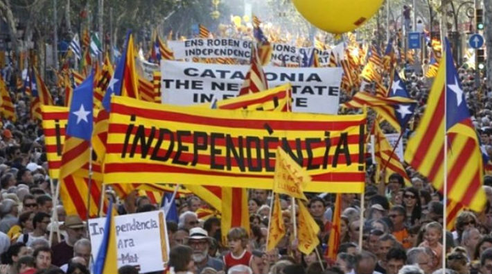 İspanya'dan Katalonya kararı: Hükümet feshedildi