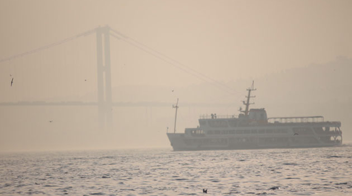 İstanbul Boğazı gemi geçişlerine kapatıldı
