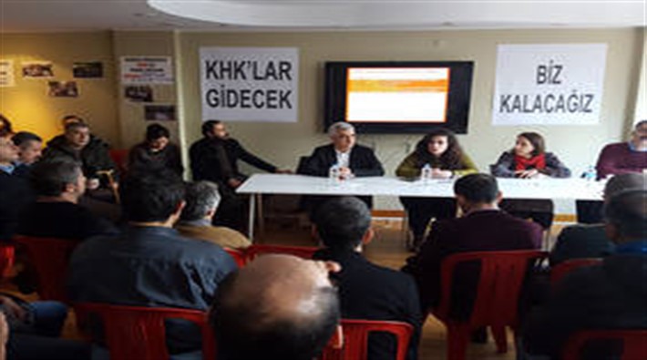 İstanbul KHK direnişçileri panel düzenledi