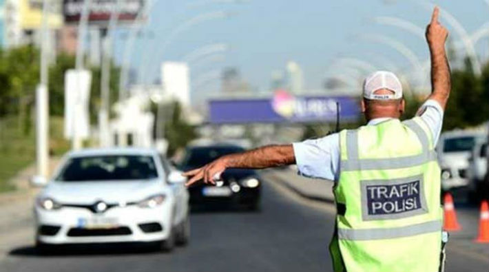 İstanbul'da bugün hangi yollar trafiğe kapalı?