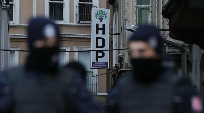 Dört şehirde HDP'ye dönük operasyon: Çok sayıda yönetici gözaltında