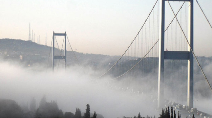 İBB Şehir Hatları'nda sis nedeniyle seferler iptal edildi