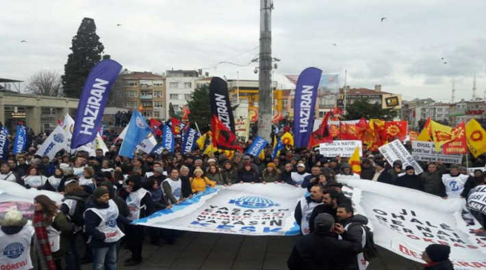 İstanbul'da 'OHAL değil demokrasi' mitingi