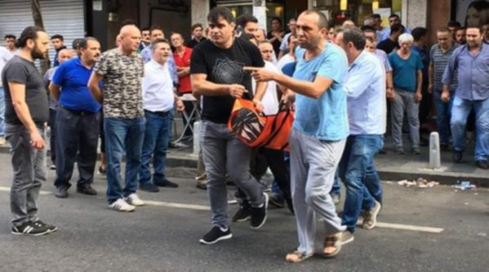 İstanbul'da mahalle bekçisi tartıştığı kişiyi silahla vurdu