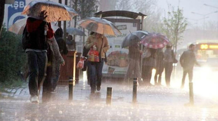 İstanbul'da sıcaklık 15 derece birden düştü
