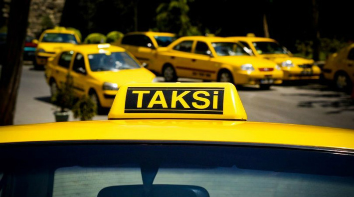 Taksi ve minibüs ücretlerine yüzde 25 zam!