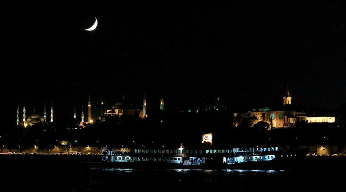 İstanbul'da gece vapur seferleri başlıyor